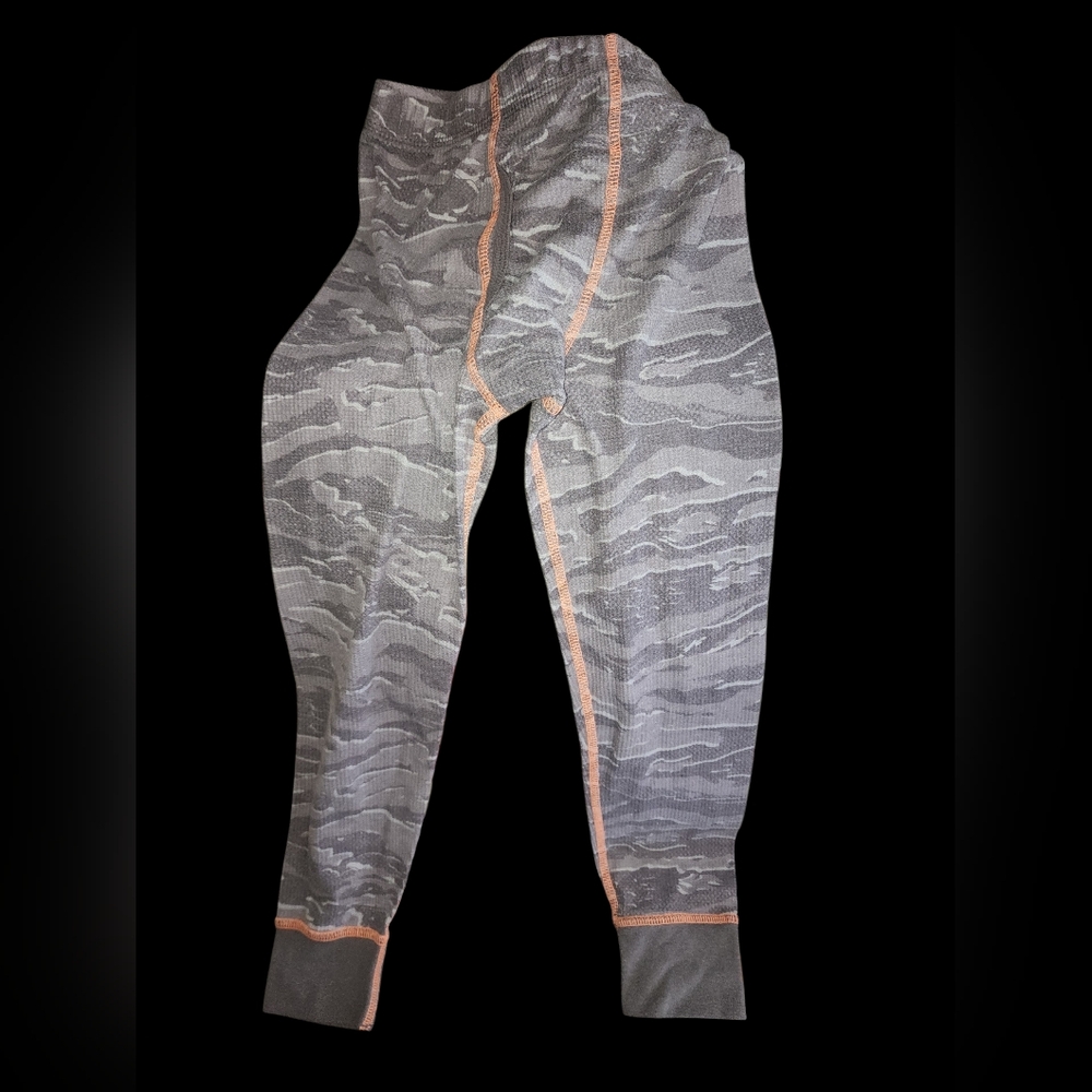 Fruit of the Loom Camo And Orange Thermal Long Pants Size M (8) Boys Preloved